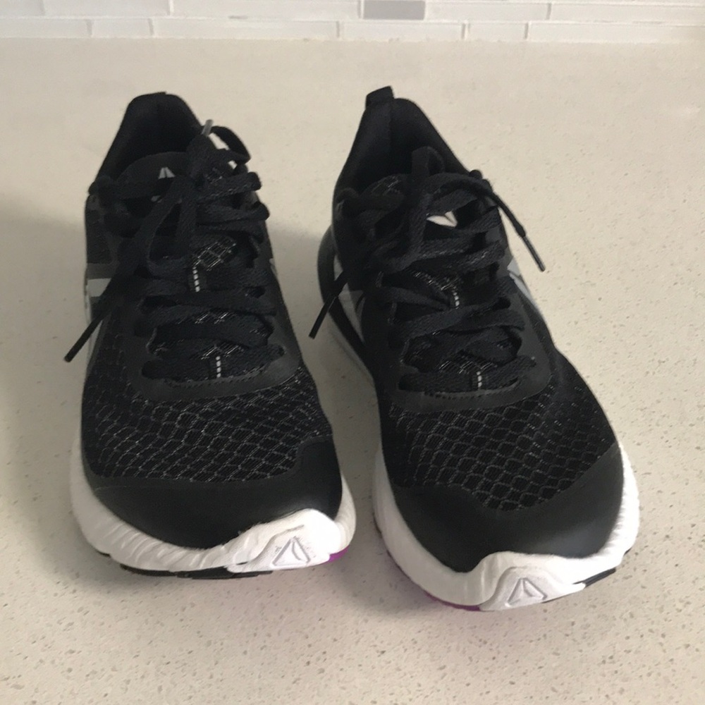 Reebok Running Sneakers “Sweet RD” sz 6